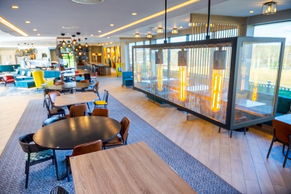 Hampton By Hilton Blackburn Blackburn  Kültér fotó
