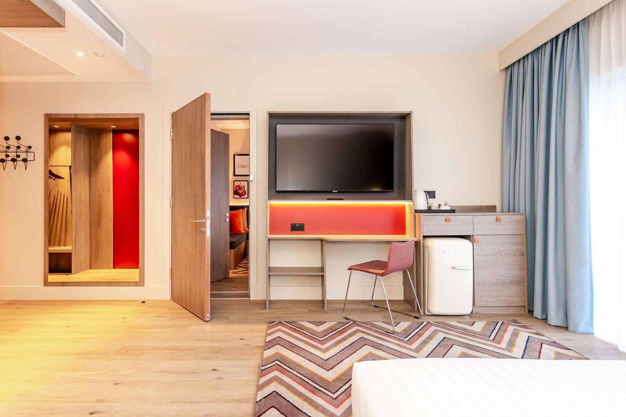 Hampton By Hilton Blackburn Blackburn  Kültér fotó